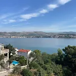 A&a By The Sea