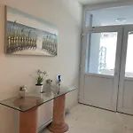 Apartment A&a By The Sea
