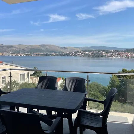 A&a By The Sea Apartmán Trogir