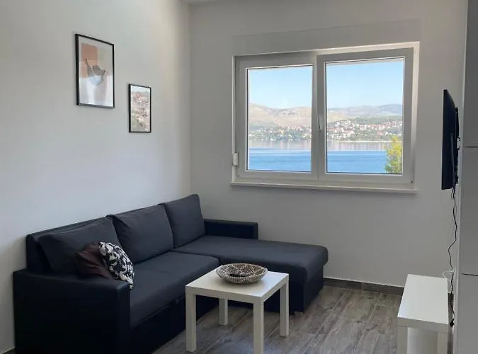A&a By The Sea