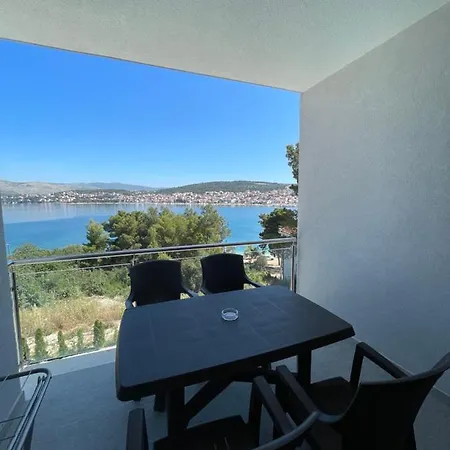 A&a By The Sea Apartment *