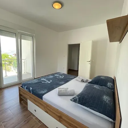 A&a By The Sea Apartment Trogir