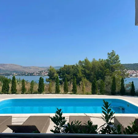 Apartment A&a By The Sea