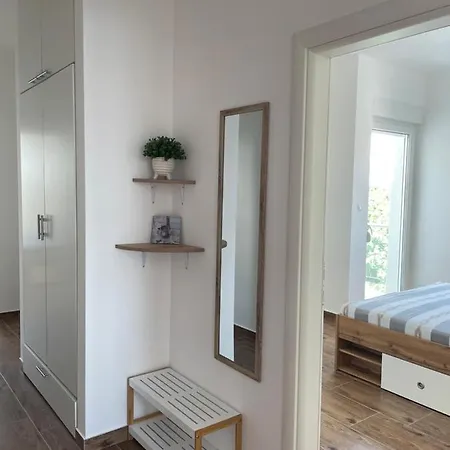 A&a By The Sea Apartment Trogir