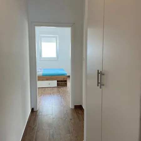 Apartment A&a By The Sea