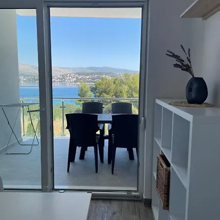 A&a By The Sea * Τρογκίρ