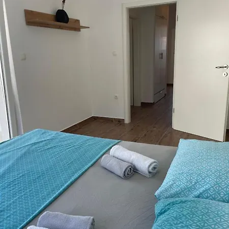 A&a By The Sea * Τρογκίρ