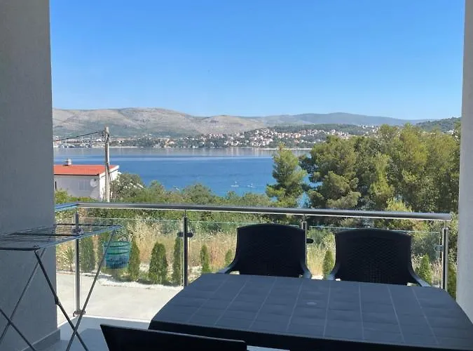 A&a By The Sea 特罗吉尔