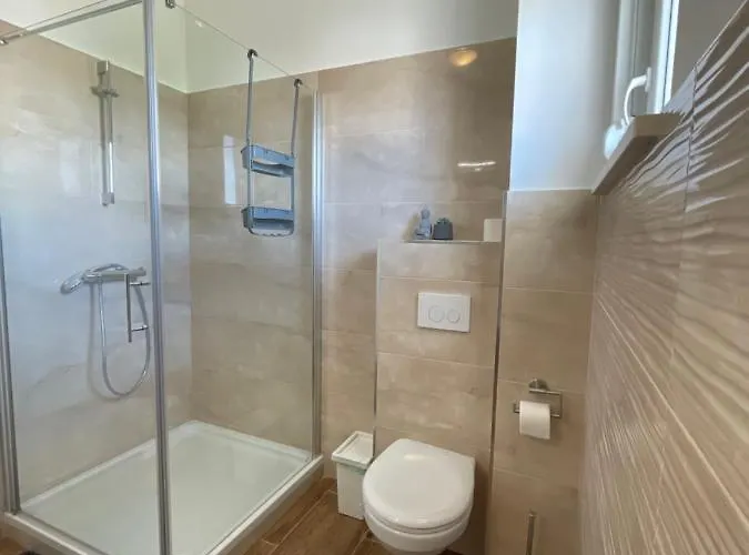 A&a By The Sea 特罗吉尔