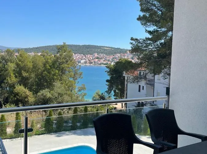 A&a By The Sea * 特罗吉尔