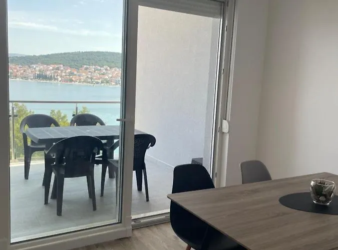 A&a By The Sea 特罗吉尔