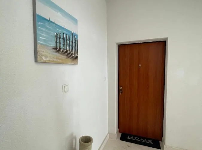 A&a By The Sea 公寓 特罗吉尔