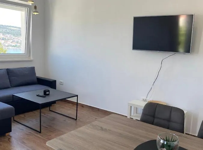 A&a By The Sea * 特罗吉尔