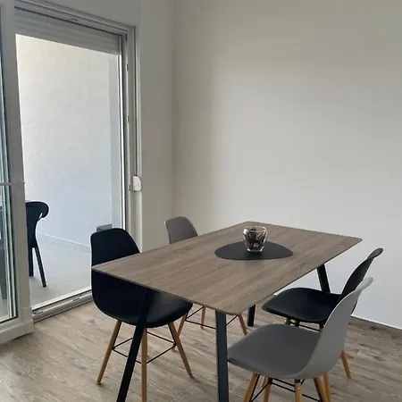 A&a By The Sea * Трогір