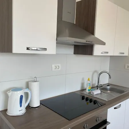 A&a By The Sea Трогір