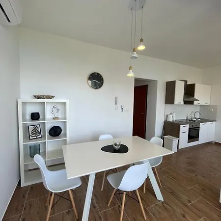 Апартаменти A&a By The Sea Трогір