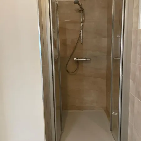 A&a By The Sea Апартаменти Трогір