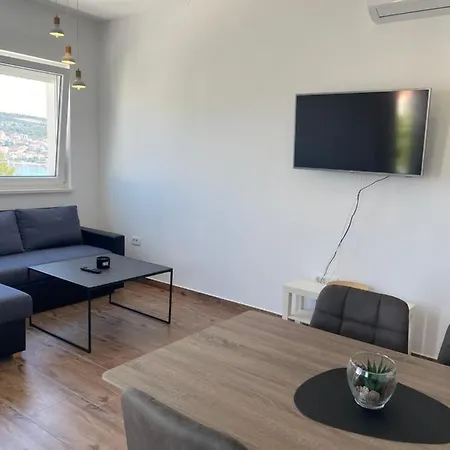 A&a By The Sea * Трогір